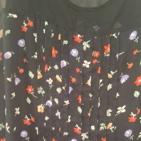 Romy Wome's Black Multicolor Floral Tank Top Size XL - Picture 4 of 9